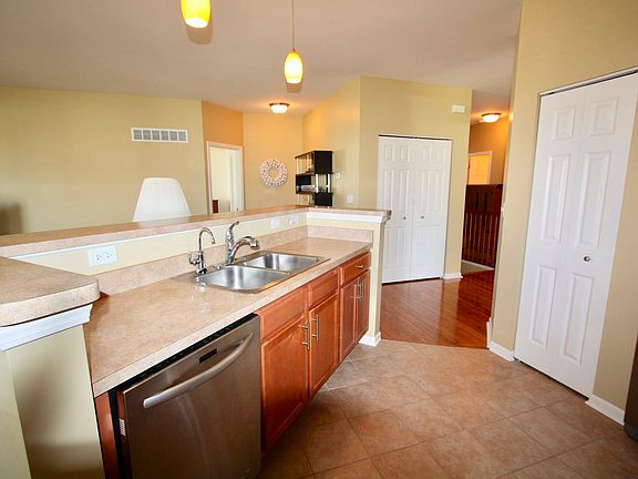 5th image of 1712 Augusta Ln