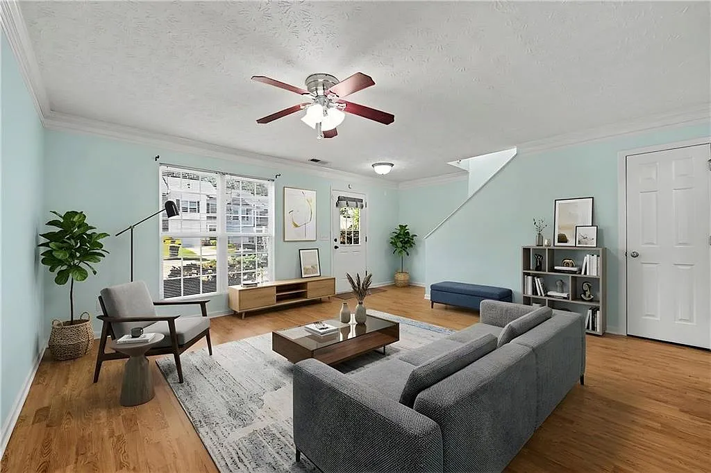 2 bed, 2.5 bath, 1387 sqft, $1,800 — Photo 2