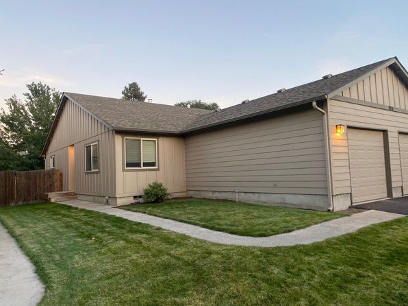 894 NE Hidden Valley Dr UNIT 1