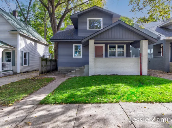 314 Rosewood Ave SE, East Grand Rapids, MI 49506