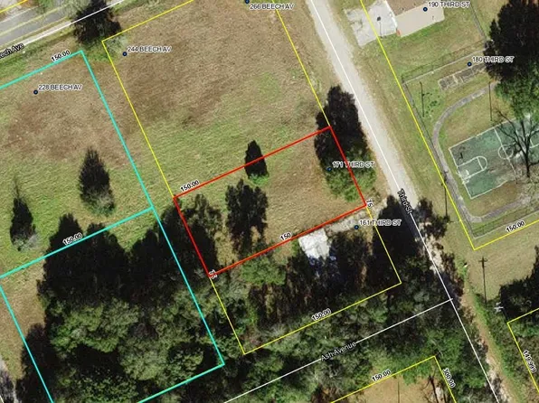 3rd St, Gretna, FL 32332