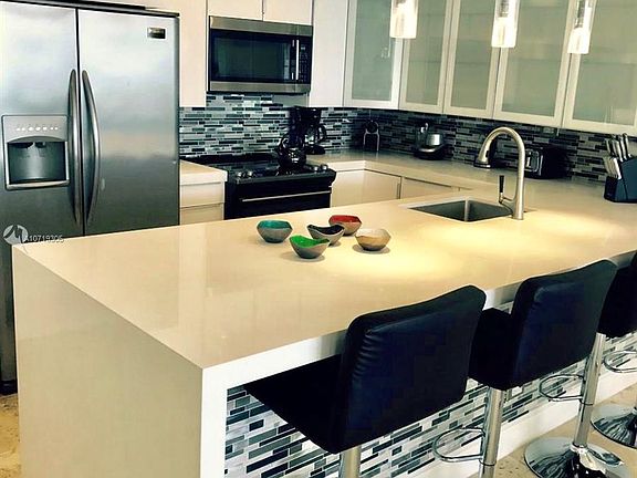 4th image of 5601 Collins Ave APT 1207