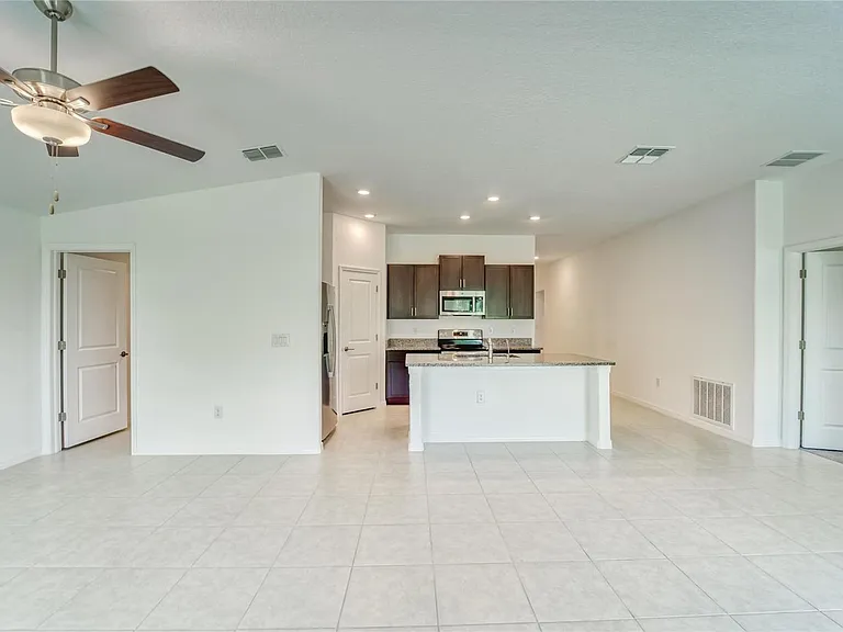 5514 Blue Azure Dr — Photo 14