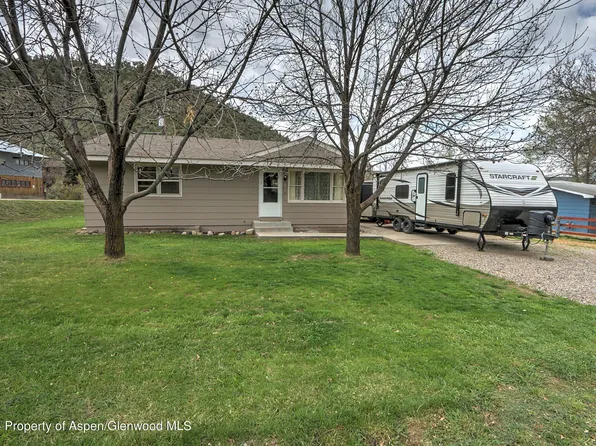 15 Apple Dr, New Castle, CO 81647