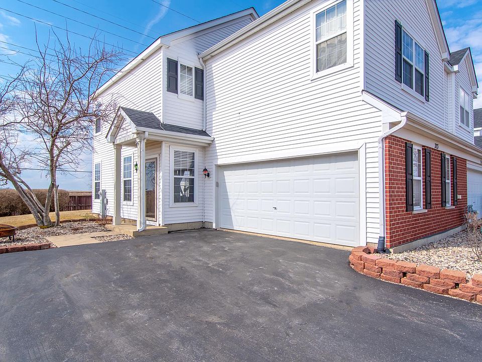 1st image of 323 Parkside Dr #323