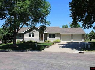 238 Foxborough Ln, Le Sueur, MN 56058