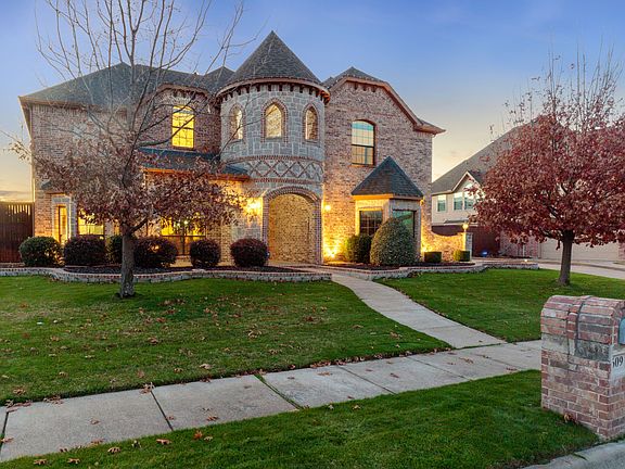 1_002_2019-12-18_609-Montclaire-Dr_MLS.jpg