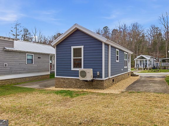 4th image of 4960 Laurel Lodge Rd #40
