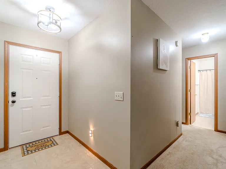 10649 Graystone Cv — Photo 22