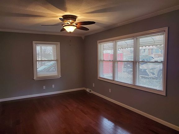 5th image of 404 Highland Dr