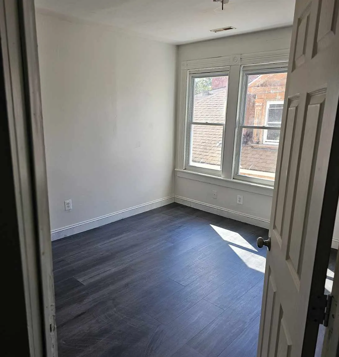 87 Hillside Ave — Photo 2