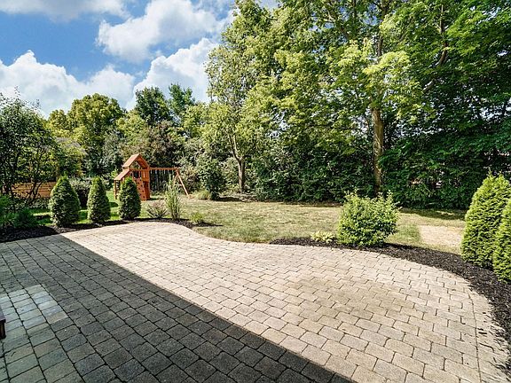 3rd image of 5441 Riverport Dr