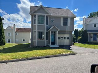 19 Calla Lily Ln #19, South Windsor, CT 06074