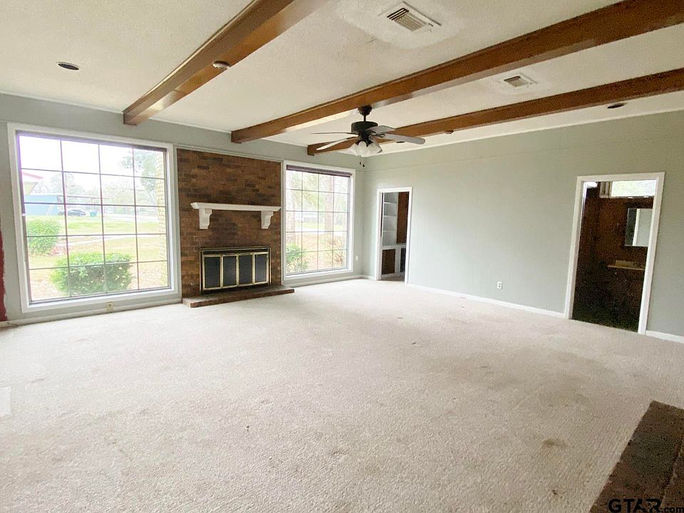 518 S Runnels St, De Kalb, TX 75559 MLS 24003842 Zillow