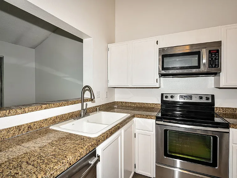 12721 NE 129th Ct #305 — Photo 7