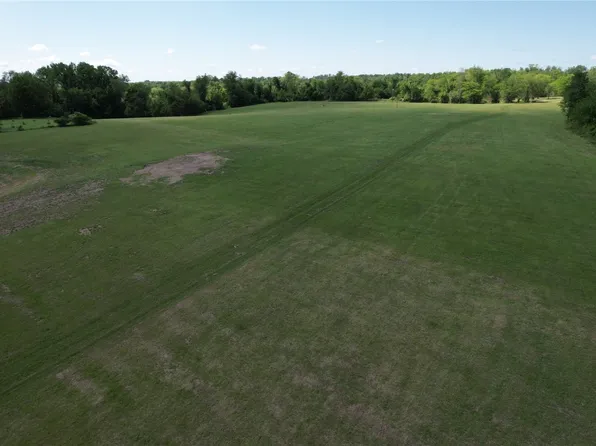 37 Kestrel Hts, Cedar Rapids, IA 52403