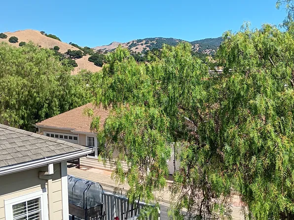 371 Sterling Way, San Rafael, CA 94903
