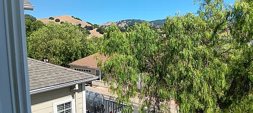 371 Sterling Way Photo 1