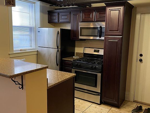 3rd image of 2409 Fremont Ave S #13