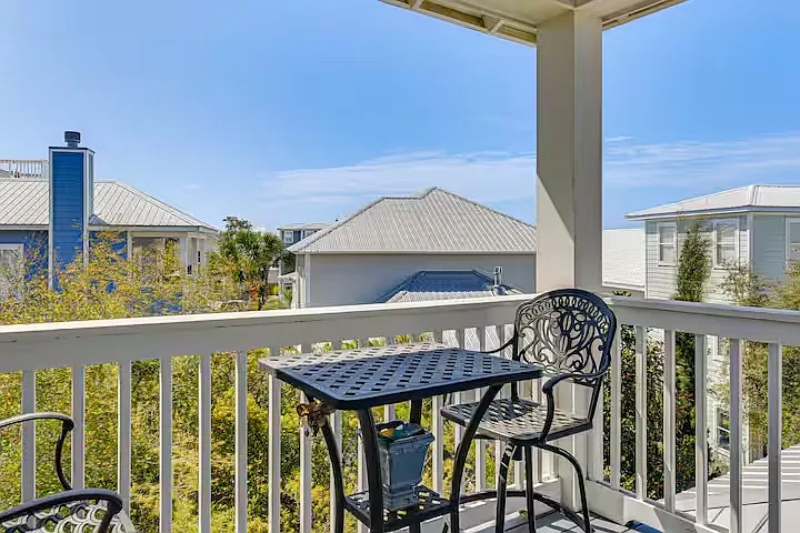 403 Gulfview Cir — Photo 11