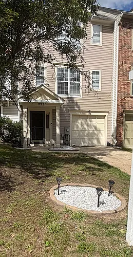 2251 Commissary Cir Photo 1
