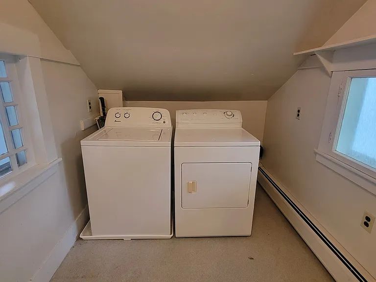 25 Pine St #A — Photo 13
