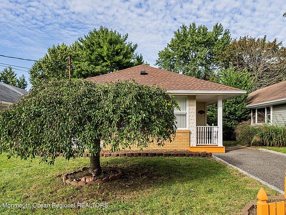 3rd image of 2216 Hovsons Boulevard