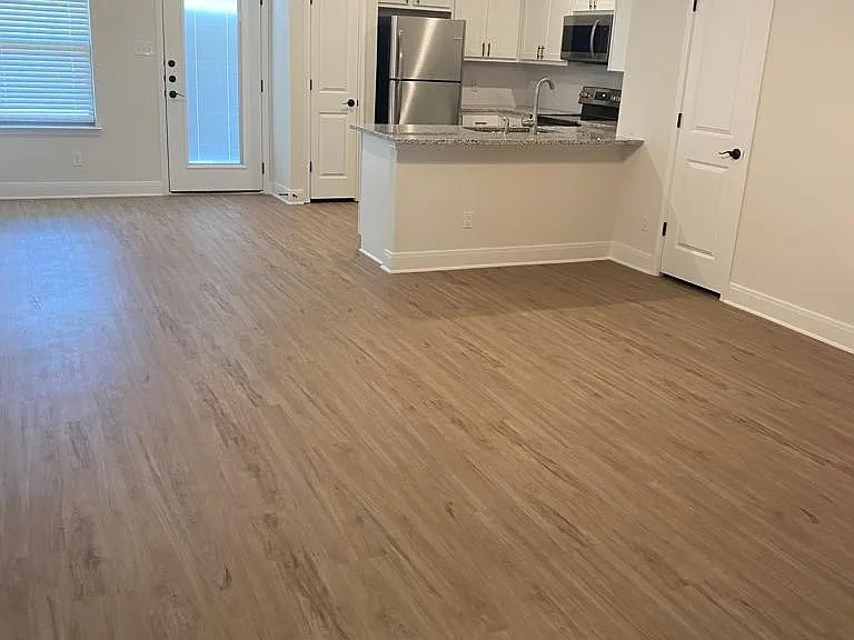 2302 Tulipwood Cv #102 — Photo 8