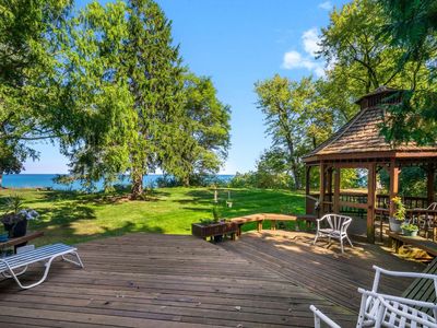 9604 North Lake DRIVE, Milwaukee, WI, 53217