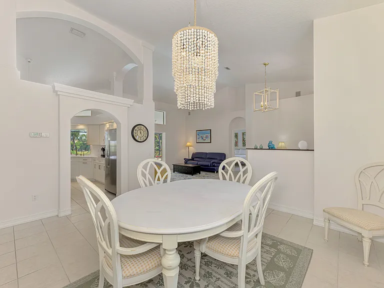 915 Park Place Dr — Photo 44