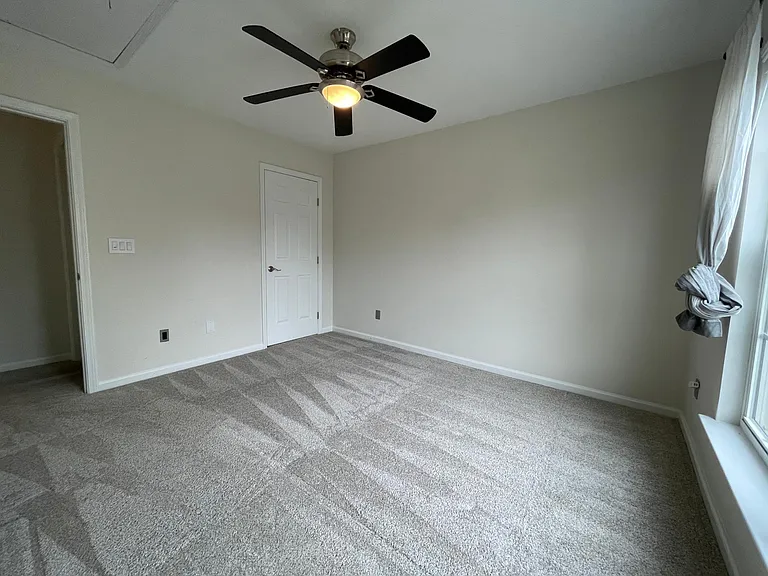 11915 Royal Castle Ct — Photo 7