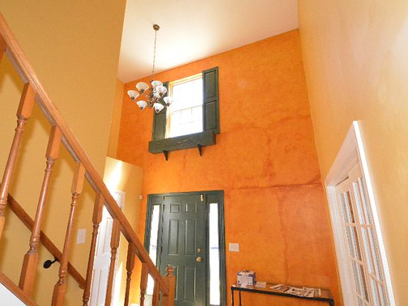 4th image of 6814 Maddux Dr
