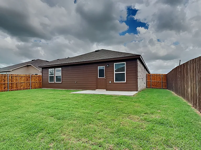 1017 Valerian Dr — Photo 16