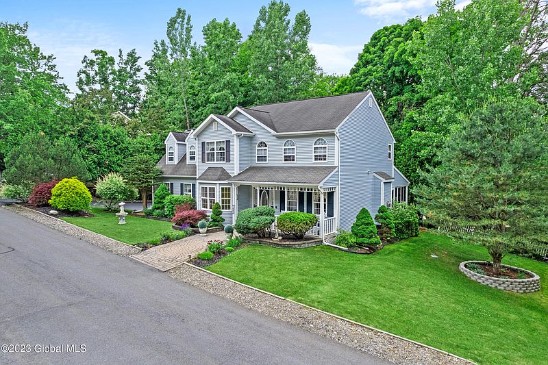 2nd image of 45 Mockingbird Hill