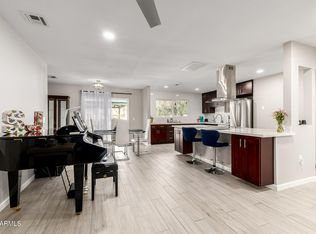 19226 N Signal Butte Cir, Sun City, AZ 85373