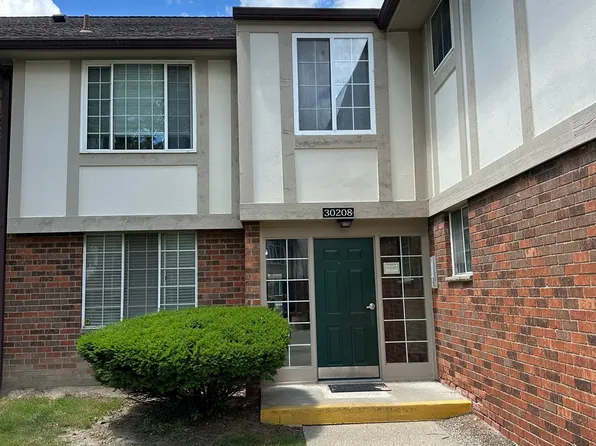 30208 Southfield Rd APT 221, Southfield, MI 48076