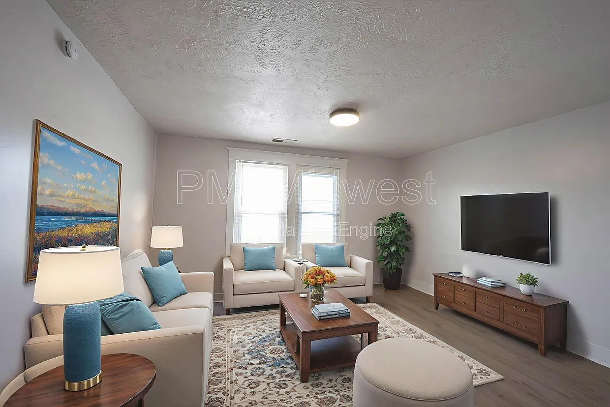 Building Photo - 2211 E New York St #B