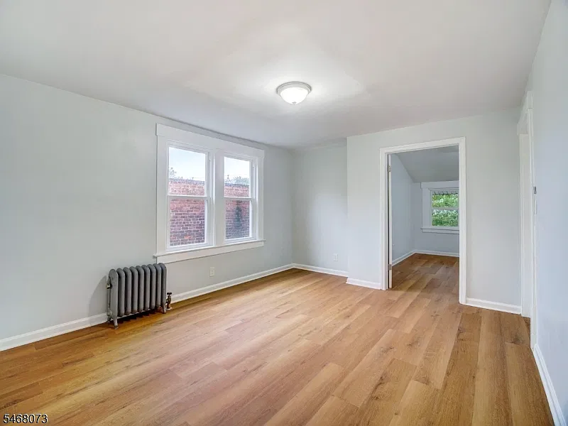 2 bed, 1.0 bath, $2,800 — Photo 4