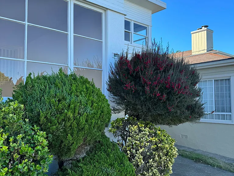 1188 S Mayfair Ave — Photo 28