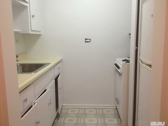5th image of 11220 72nd Dr APT B18