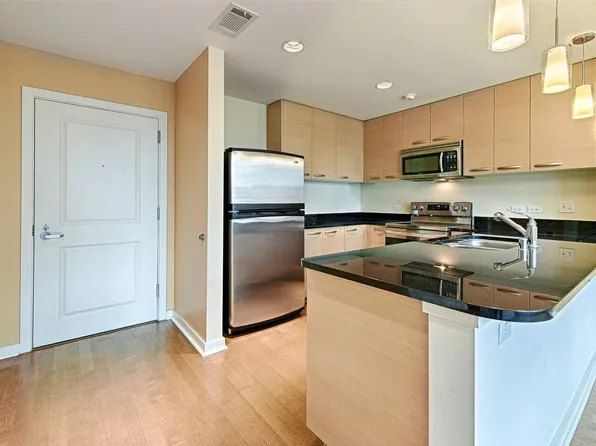 1200 Main St APT 1612, Dallas, TX 75202