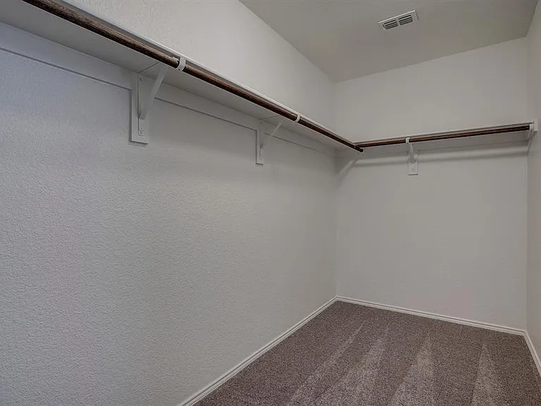 454 Stuart Ln — Photo 17
