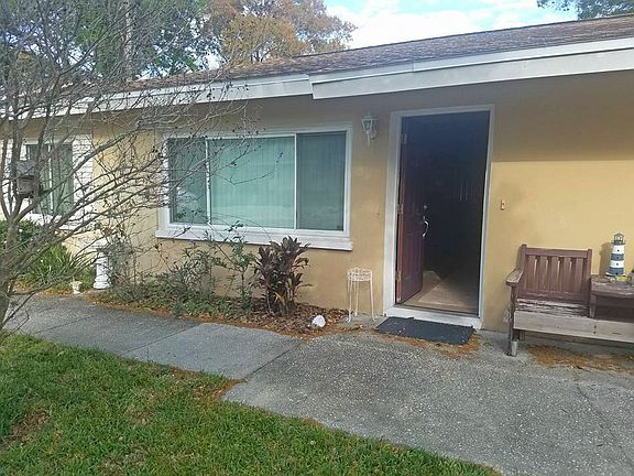 2nd image of 1741 Grove Dr