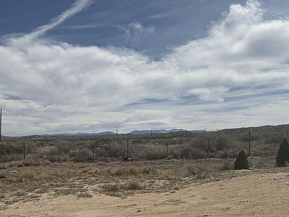 3rd image of 28 Camino De Mesa Alcalde