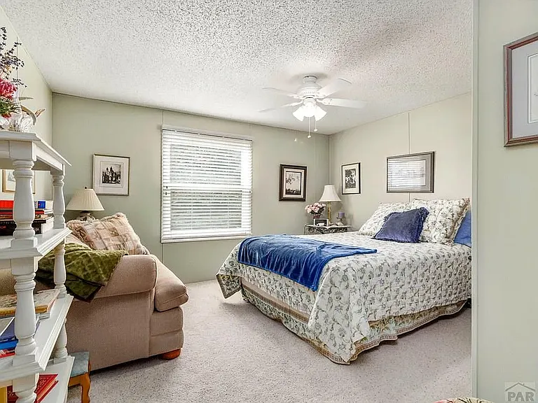138 E Rolling Hills Dr — Photo 9