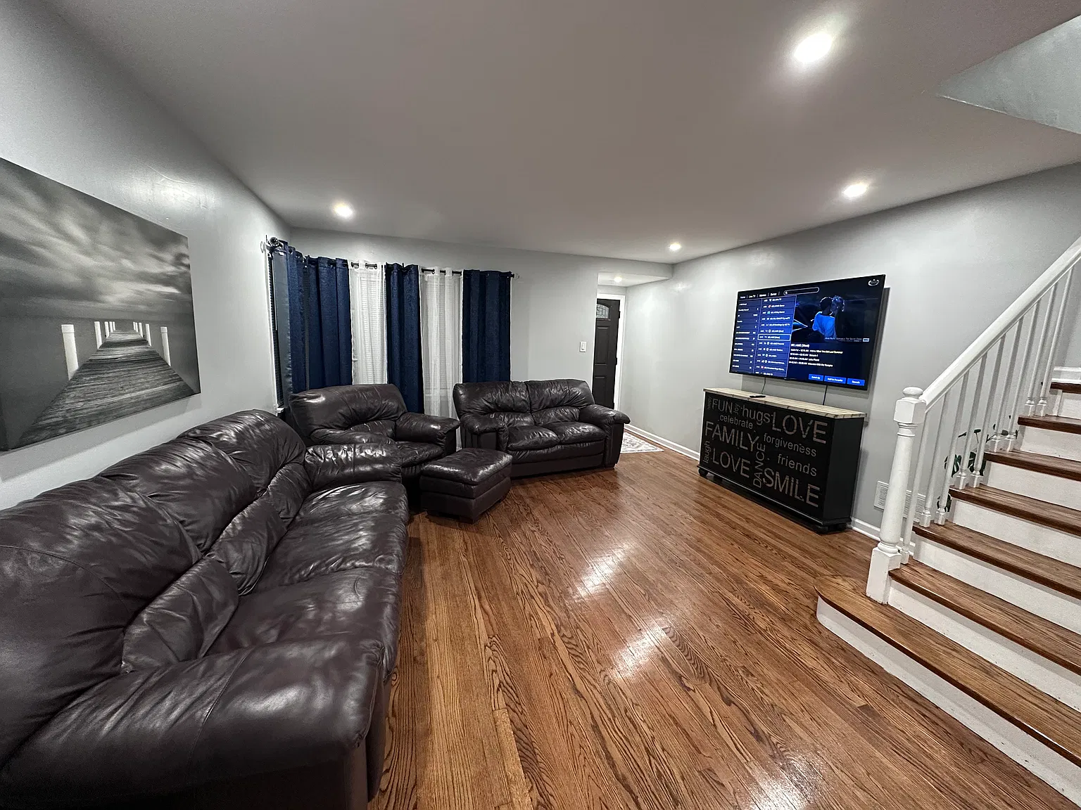 3 bed, 1691 sqft, $3,000 — Photo 1