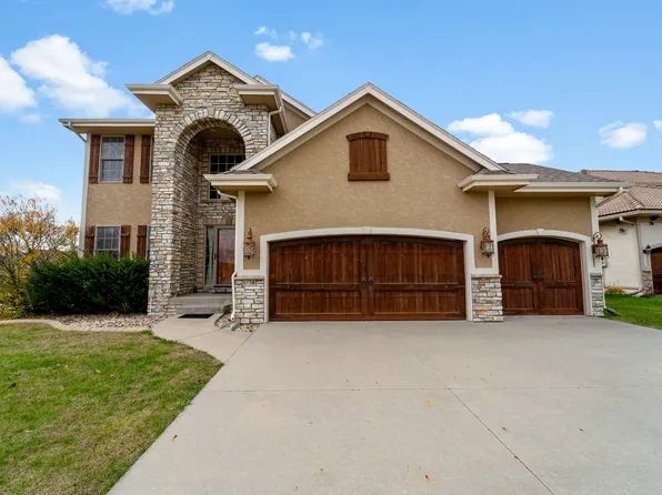 1738 Everwood Ct SW, Altoona, IA 50009