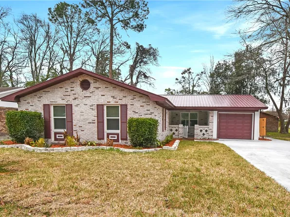 135 Kensington Dr, Brunswick, GA 31525