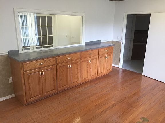 4th image of 5775 Berryhill Road