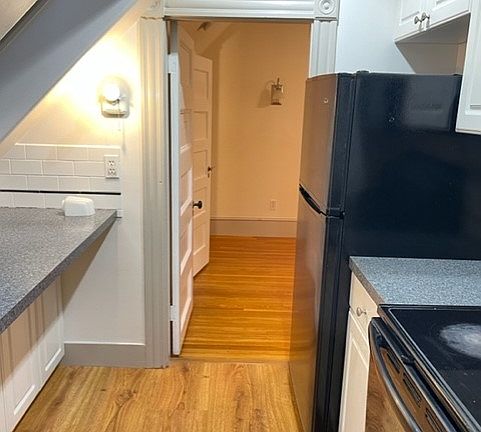 2nd image of 109 River St Floor 3